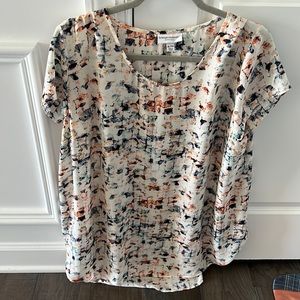 Liz Lange/Motherhood maternity top